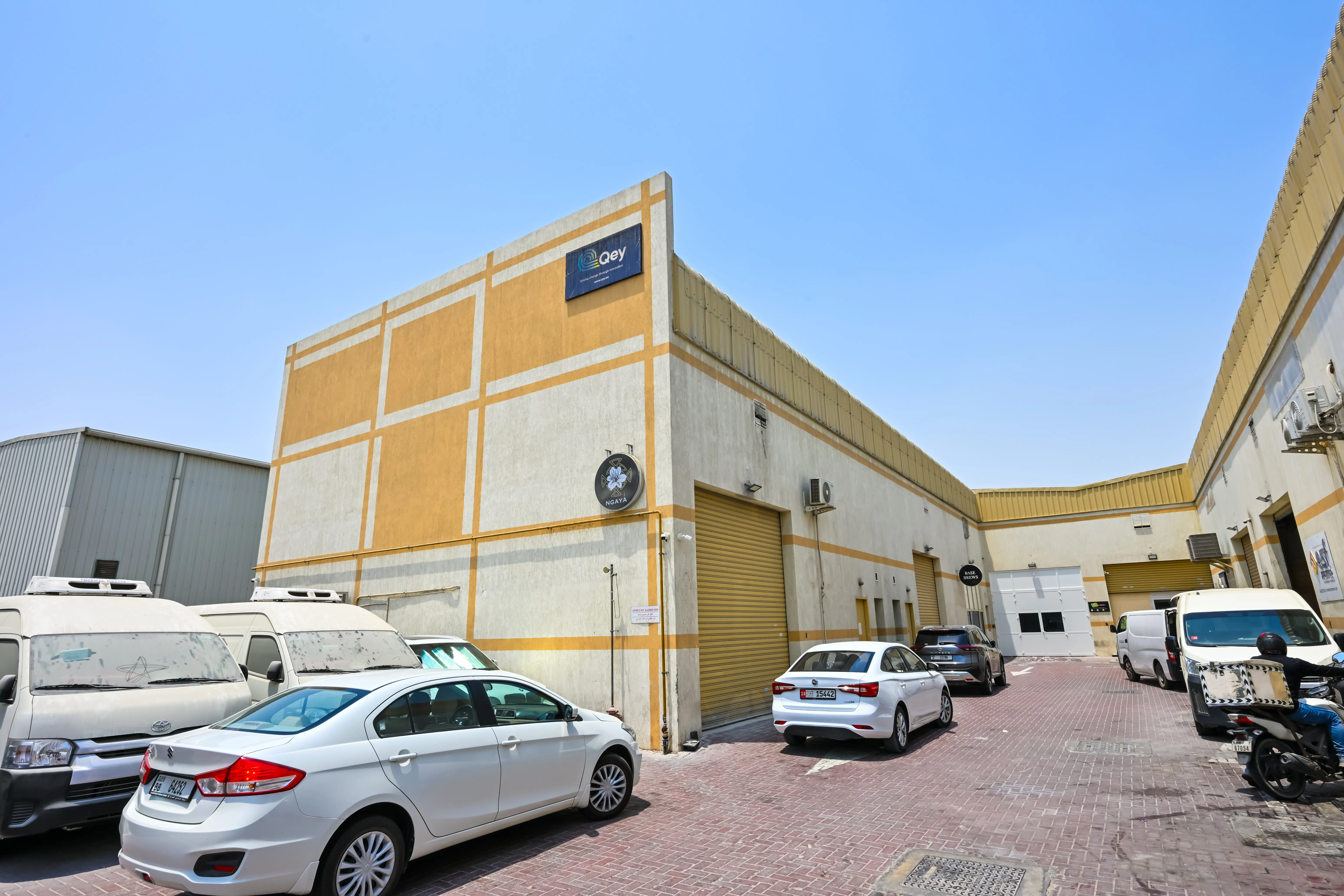 ZARAA COMPLEX — Plot 598-1258