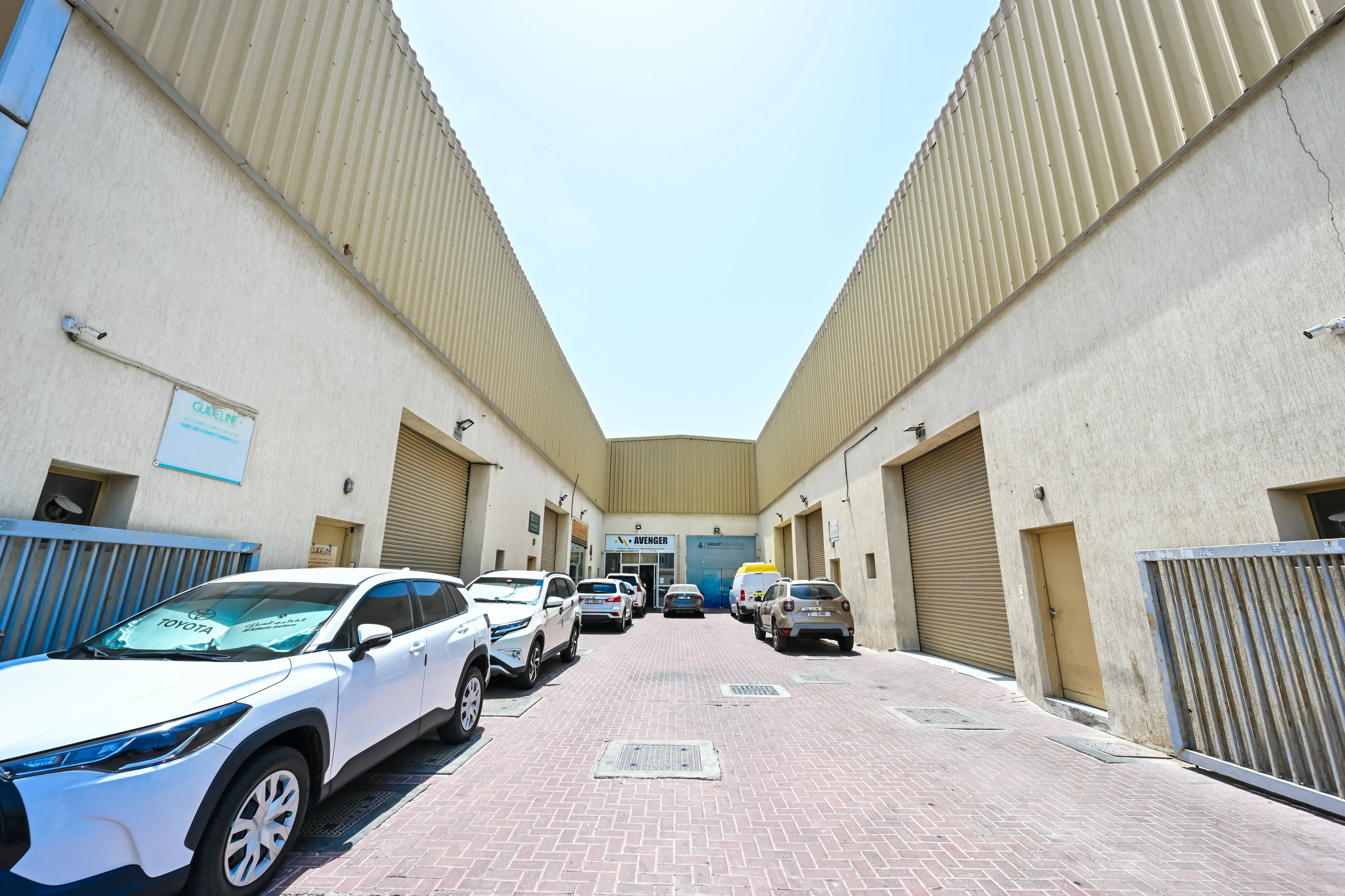 P106 WAREHOUSE — Plot 284-737